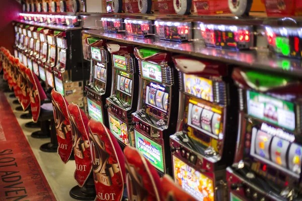 European Roulette wheel and table layout on omo777 live-dealer platform